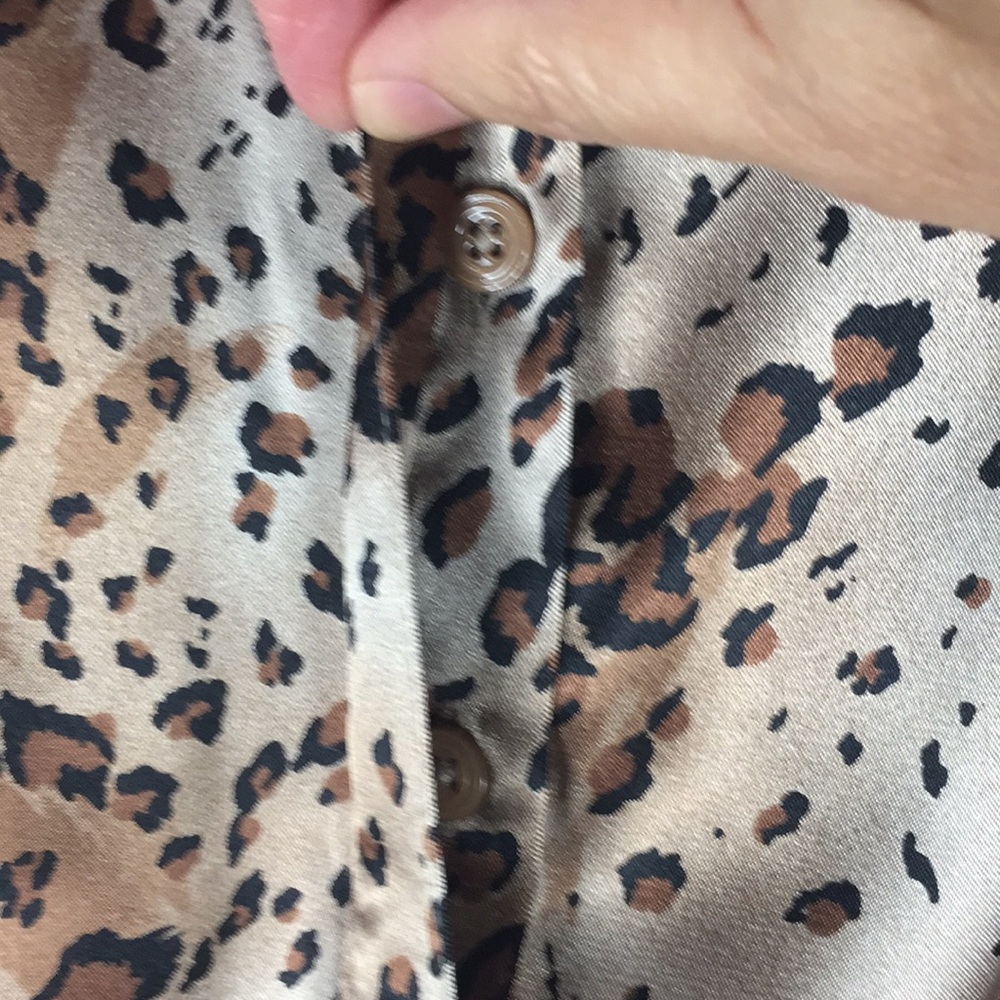 Rafaella Leopard Print Button Front Blouse Size: 8 - image 4